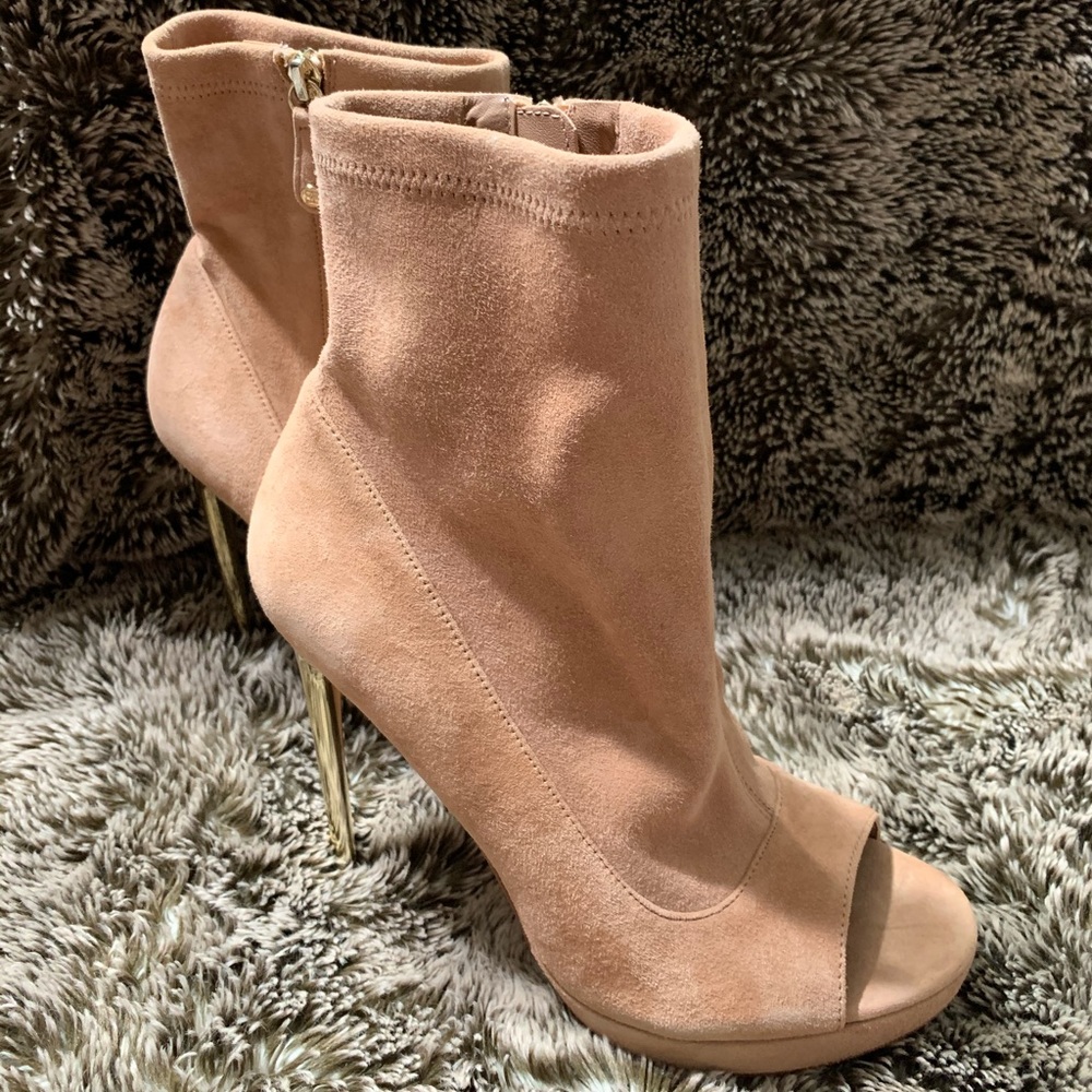 BCBG Maxazria shoes